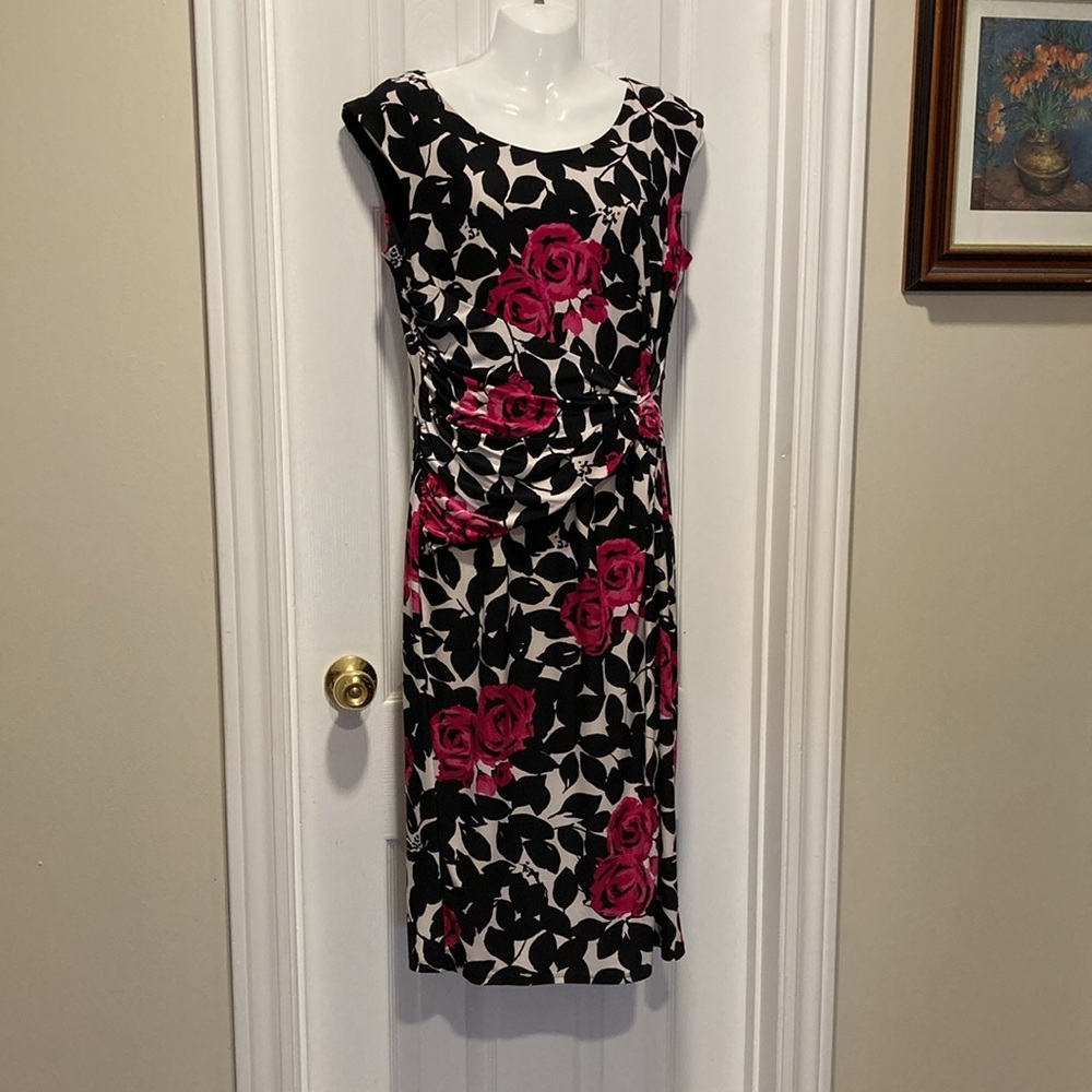 Precis Black Fuchsia White Cap Sleeve Ruched Boat Neck Midi Length Dress - Sz 10